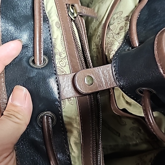 Pikolinos Drawstring Purse - Picture 8 of 12